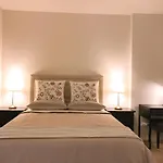 Low Price & Pool Open Walk To Ucla Free Parking B1